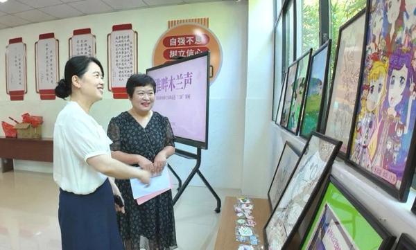 淮南市婦聯(lián)舉辦關(guān)愛孤獨癥兒童家庭暨2025愛心媽媽暑期關(guān)愛服務(wù)活動2.jpg